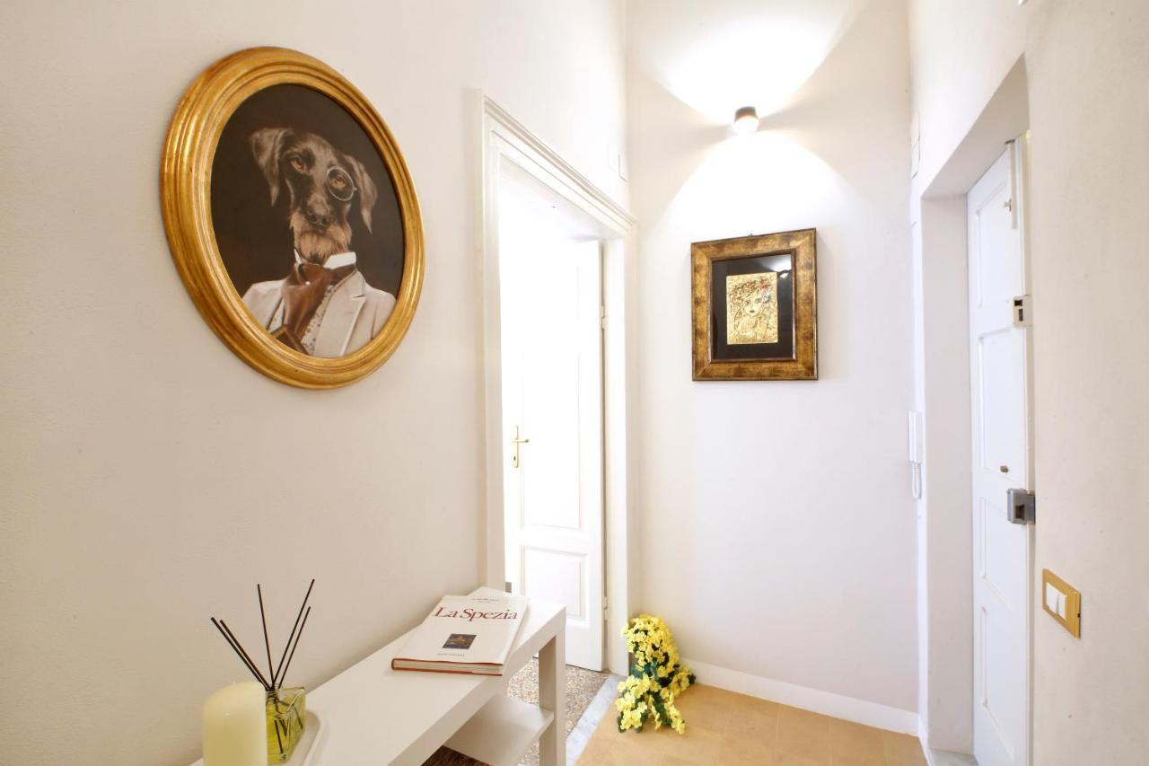 Breathe Liguria - Lucy 1 Bedroom And 1 Apartment In A Newly Renovated Nineteenth-Century Building In The Historic Center Near The Sea La Spezia Luaran gambar